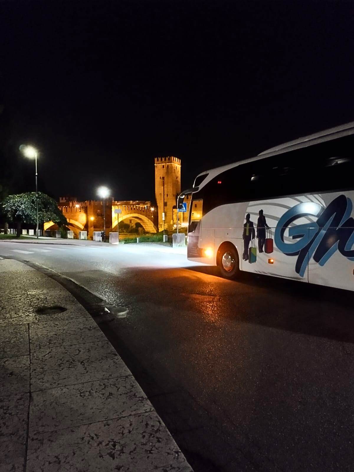 Autobus Giuseppe Manieri Autoservizi